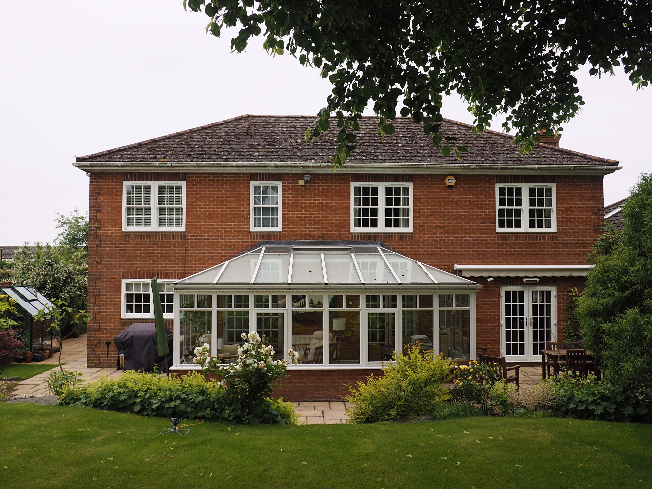 Modern Sliding Sash Window Home
